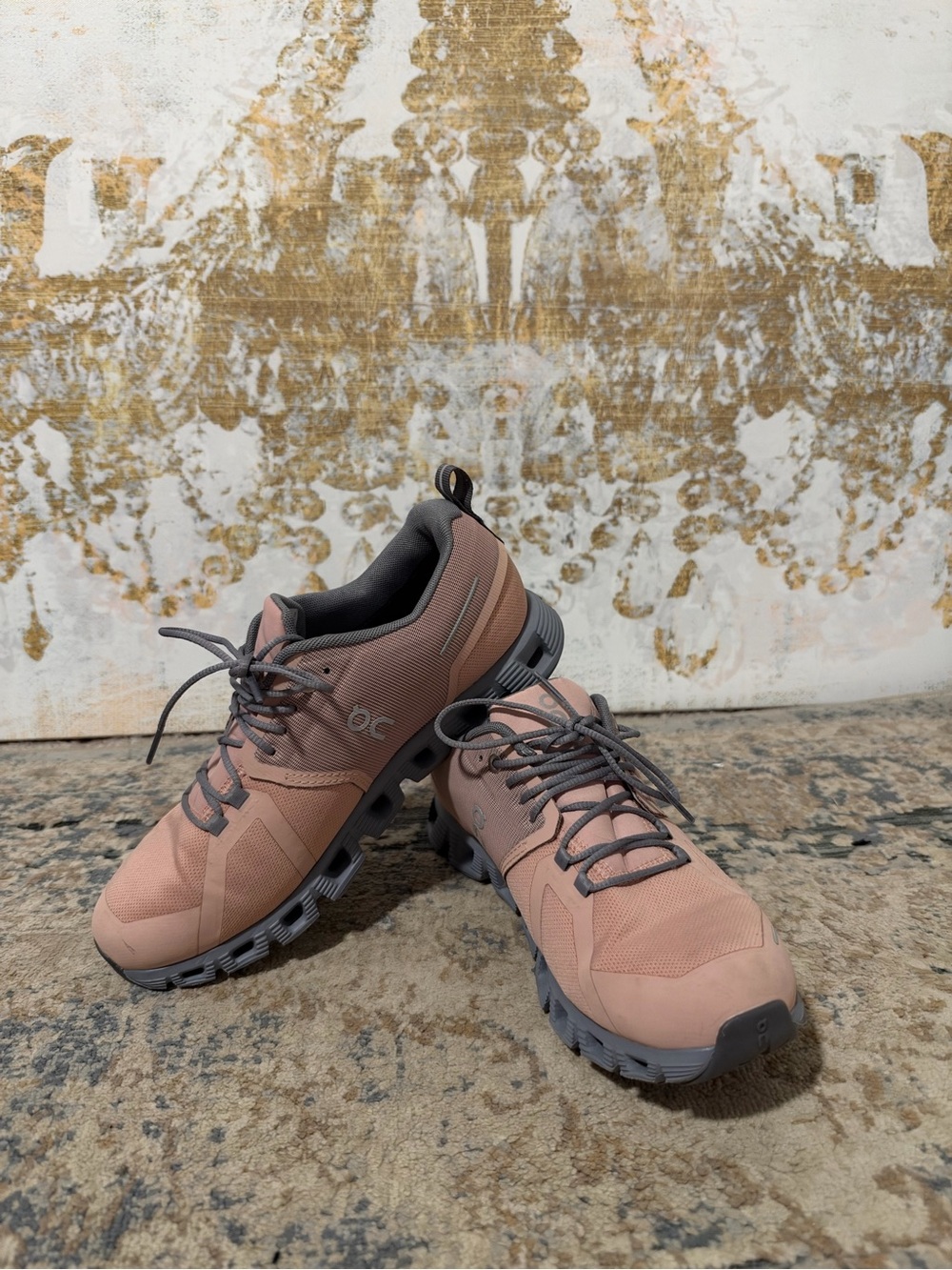 On Running Women's Athletic Shoes - Blush Pink with Gray Soles